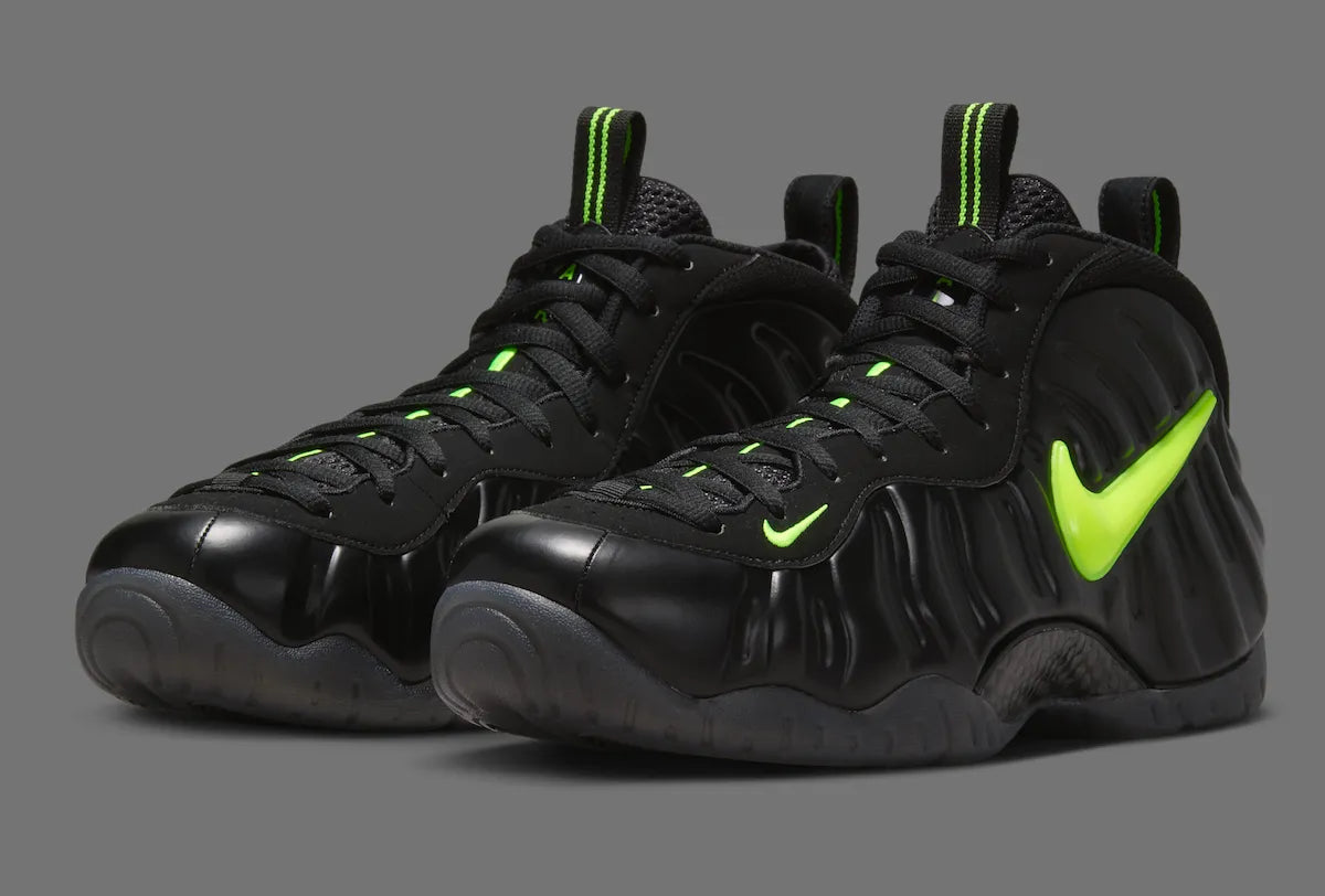 Nike Air Foamposite Pro “Voltage”